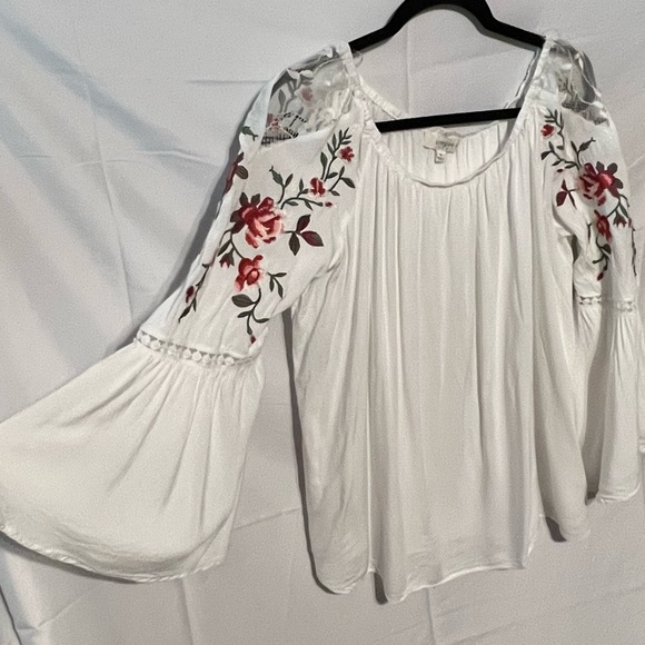 SOLD*** XL Boho Peasant Embroidered Bell Sleeve Poet Blouse - Picture 2 of 12